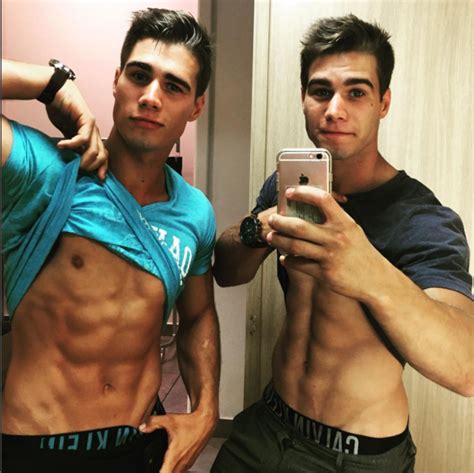 chicos gay xxx|Chicos Teniendo Sexo Gay Porn Videos .